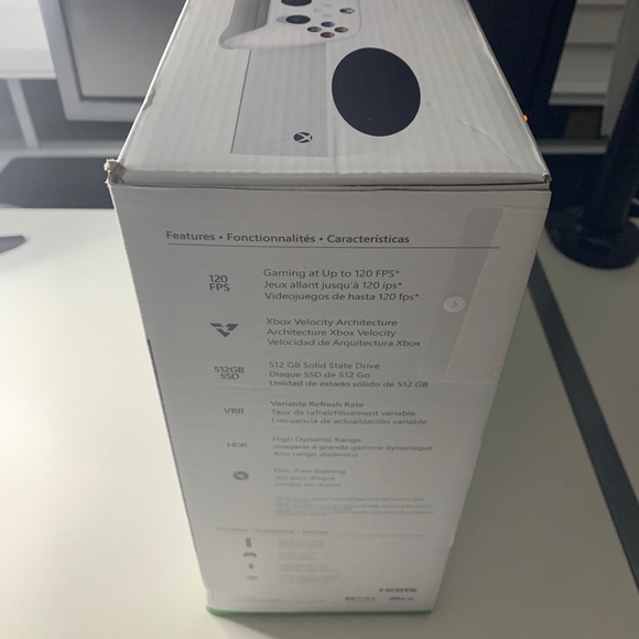 Microsoft Xbox Series S 512GB SSD White Console - Picture 6 of 8